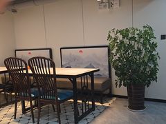 -三湘四水正宗湘菜(君峰路店)