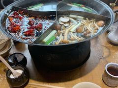 -白乐天毛肚火锅馆(南滨路店)