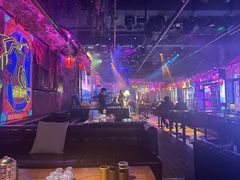 -喜鹊音乐酒馆(西街店)