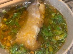 -肖肖酸萝卜鱼火锅(总店)