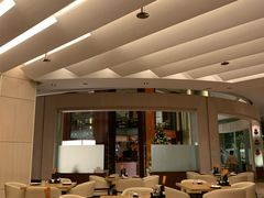 -怡咖啡海鲜自助餐厅(浦东香格里拉店)