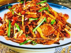 -小炉灶铁锅炖