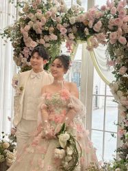 -城市花园婚纱摄影