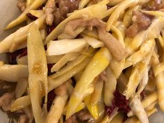 鲜笋炒腊肉-胖妈酸汤鱼(总店)