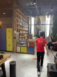 -爱上瑞卡美发沙龙