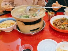 -冯烫烫跷脚牛肉·川菜小馆(武胜西街店)