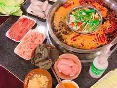 -邓莽子老火锅(中兴路总店)