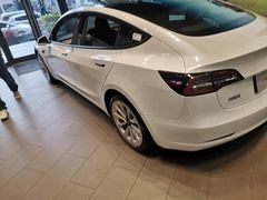 -TESLA 特斯拉(上海太古汇体验店)
