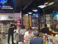 -马路牙子烧烤音乐酒馆(望京店)