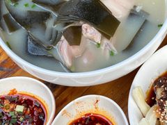-中和裴氏蹄花(府河路店)