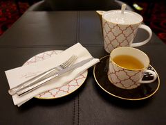 -Salon de The de Joel Robuchon(外滩18号店)