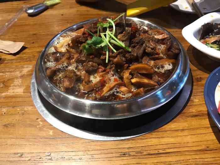 猜丁壳私家牛板筋火锅61涮羊肉-"「牛板筋小锅」这个小店竟然被我