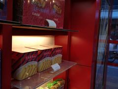 -香港元朗荣华月饼(十八甫路店)