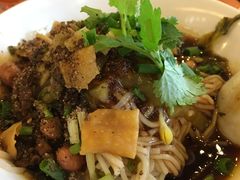 -海口骑楼小吃街