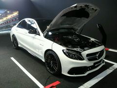 -上海星瀚奔驰4S店(红柳路店)