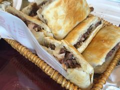 -李春秋驴肉火烧总店