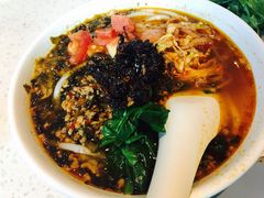 油鸡枞米线-半山腰·云南菜(侨福芳草地店)