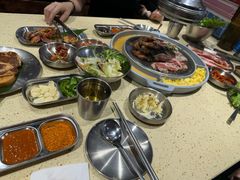 -安小胖韩国烤肉(财富广场画苑小区店)