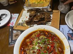 -东口码头·烧鸽子·鱼头泡饼·地方菜(金鹰悦城店)