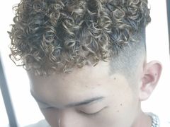 -鸿通城购物中心