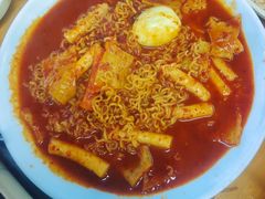 -亲昵春川鸡排(韩国美食街店)