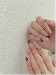 -安吉拉·纤纤玉指美甲美睫创意中心