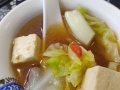 -八两八金·莱芜特色炒鸡(市南漳浦路店)