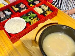 -勺子米线·云南传统小吃市集(四方街店)