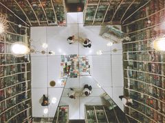 -钟书阁(松江泰晤士小镇店)