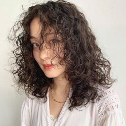 -Kraemer Paris  苏豪路易士·嘉玛发廊