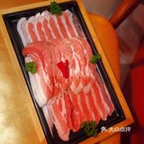 天气凉快了,带父母和女儿出来逛街!