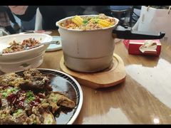 -有红鸡毛店·川菜(建设路店)