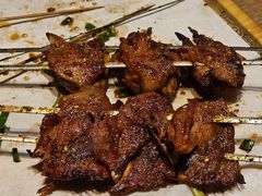 生烤鸡头-街角等你.大连海鲜烧烤.经典铁板海鲜串(西安路店)