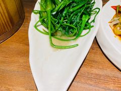 -隔壁老王·家常云南菜(皇冠店)