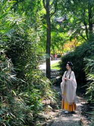 -一揽芳华汉服旗袍体验馆(拙政园店)