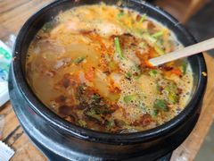 -河坝烧烤串城(银亭路店)