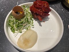 -草家酱蟹炭火烤肉店(珲春南路二店)