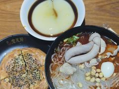 -青石桥老瓦房肥肠粉总店(青石桥总店)