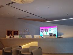 -涨巢·潮玩水疗局