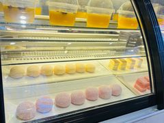 -来龍儿鲜切牛肉自助老火锅