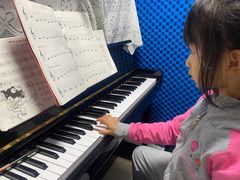 -琴芳艺所艺术培训.古筝钢琴