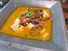 -有红鸡毛店·川菜(建设路店)