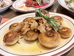 西班牙蒜香口蘑-ZAFFERANO西班牙海鲜饭(上海首店)