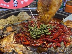 -辣尚瘾·烤鱼·新川菜(交大直营店)