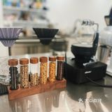 春日午后意外闯入的小区里的咖啡花园