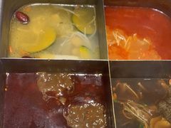 -旺龙巷重庆脆毛肚火锅·潜山扛把子店(潜山商业街店)