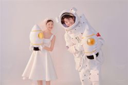 -易摄影婚纱摄影工作室