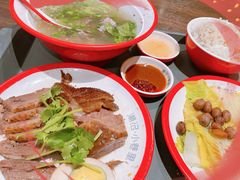 -大食代美食广场(上海中心店)