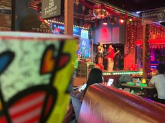 -Famous肥猫墨西哥音乐餐吧(五棵松华熙LIVE店)