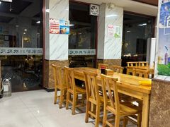 -闫家驴肉火烧(五四店)